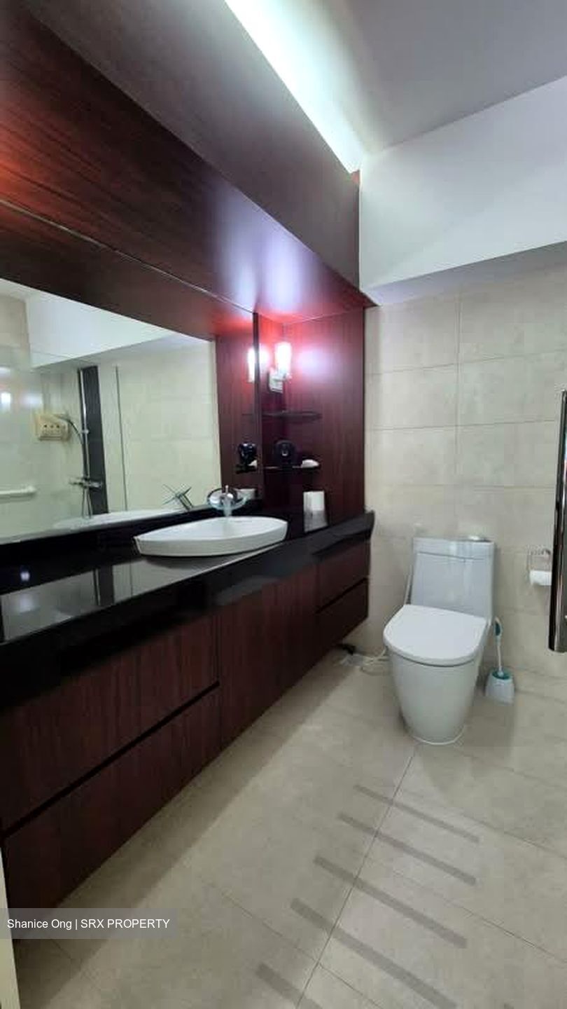 Blk 185 Edgefield Plains (Punggol), HDB Executive #530350071
